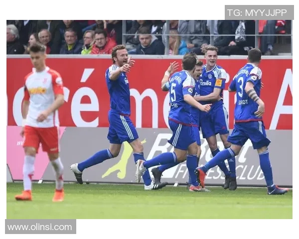 维尔茨堡踢球与基尔高士丁的精彩对决分析与赛后点评